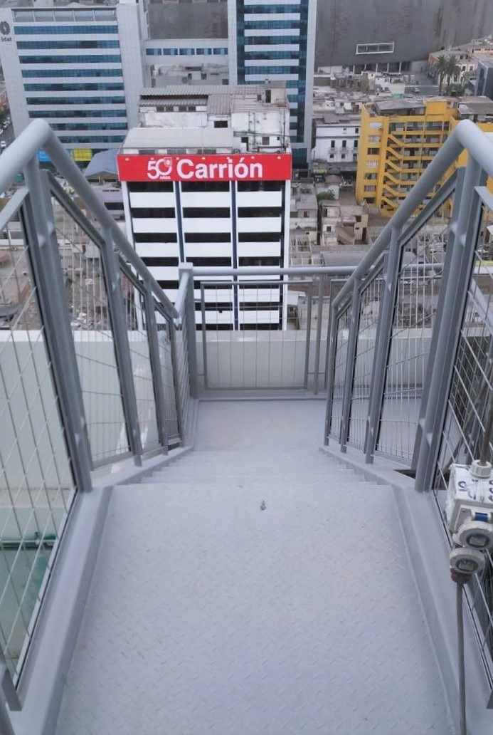 Escaleras techo